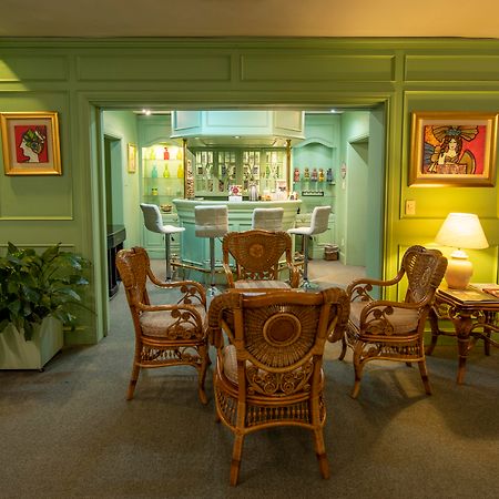 Hotel Cecilia 亚松森 外观 照片