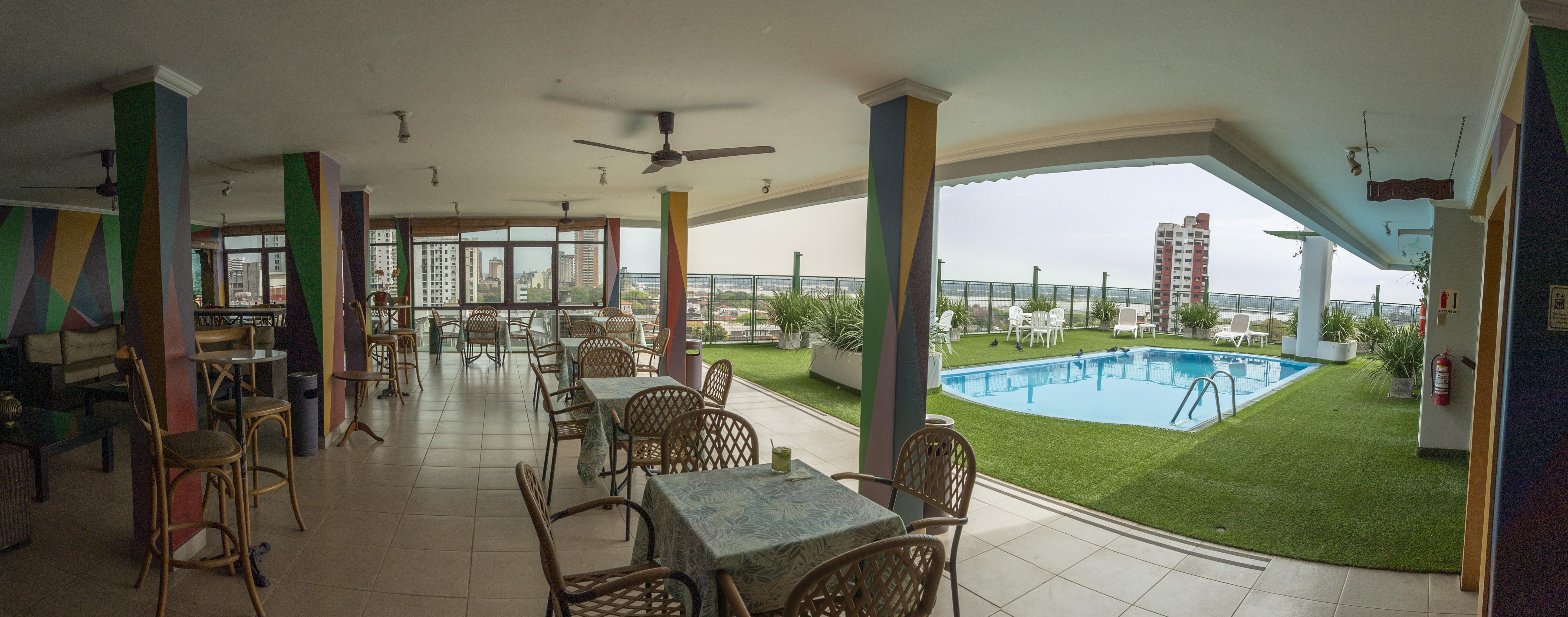 Hotel Cecilia 亚松森 外观 照片