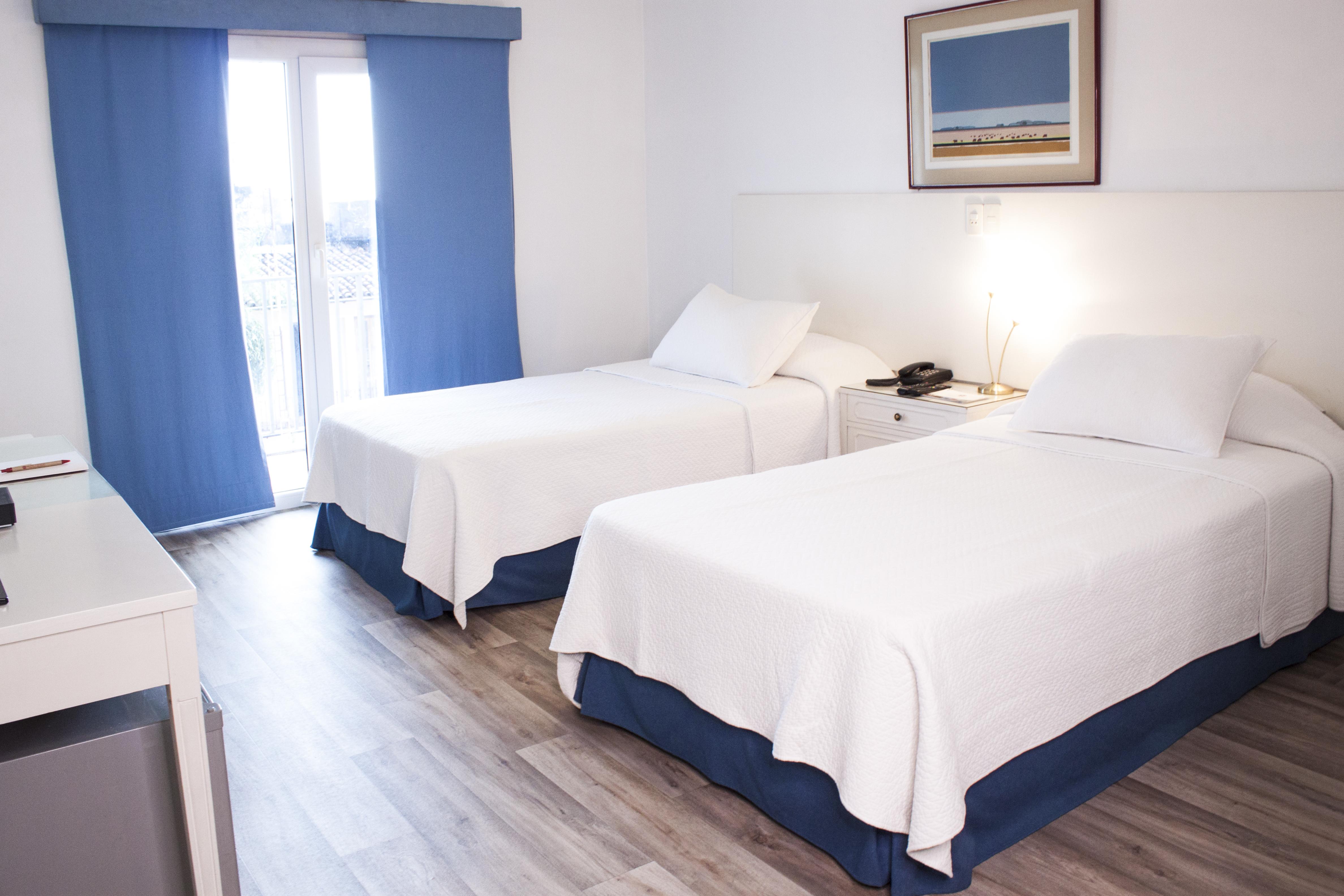 Hotel Cecilia 亚松森 外观 照片