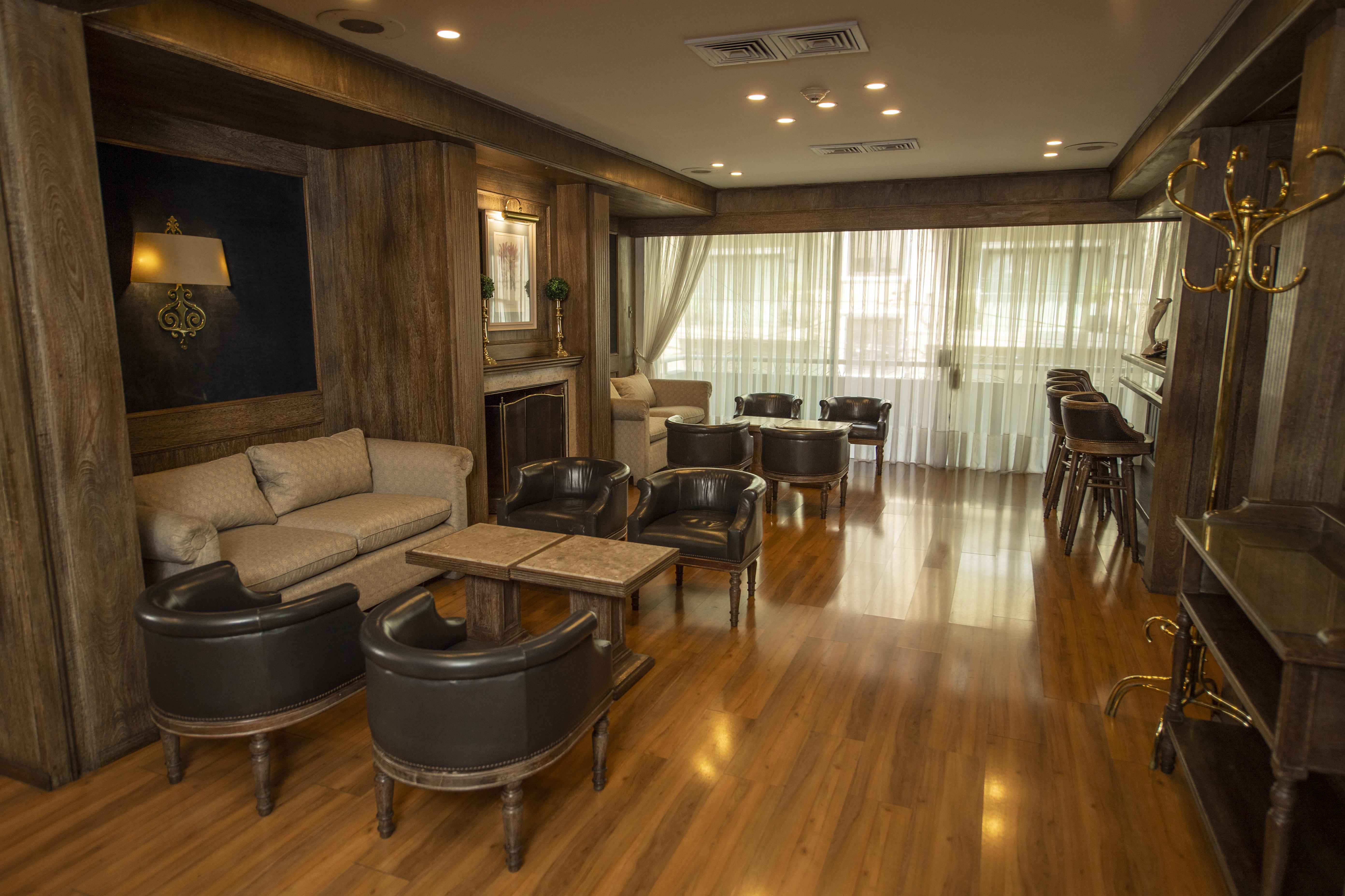 Hotel Cecilia 亚松森 外观 照片
