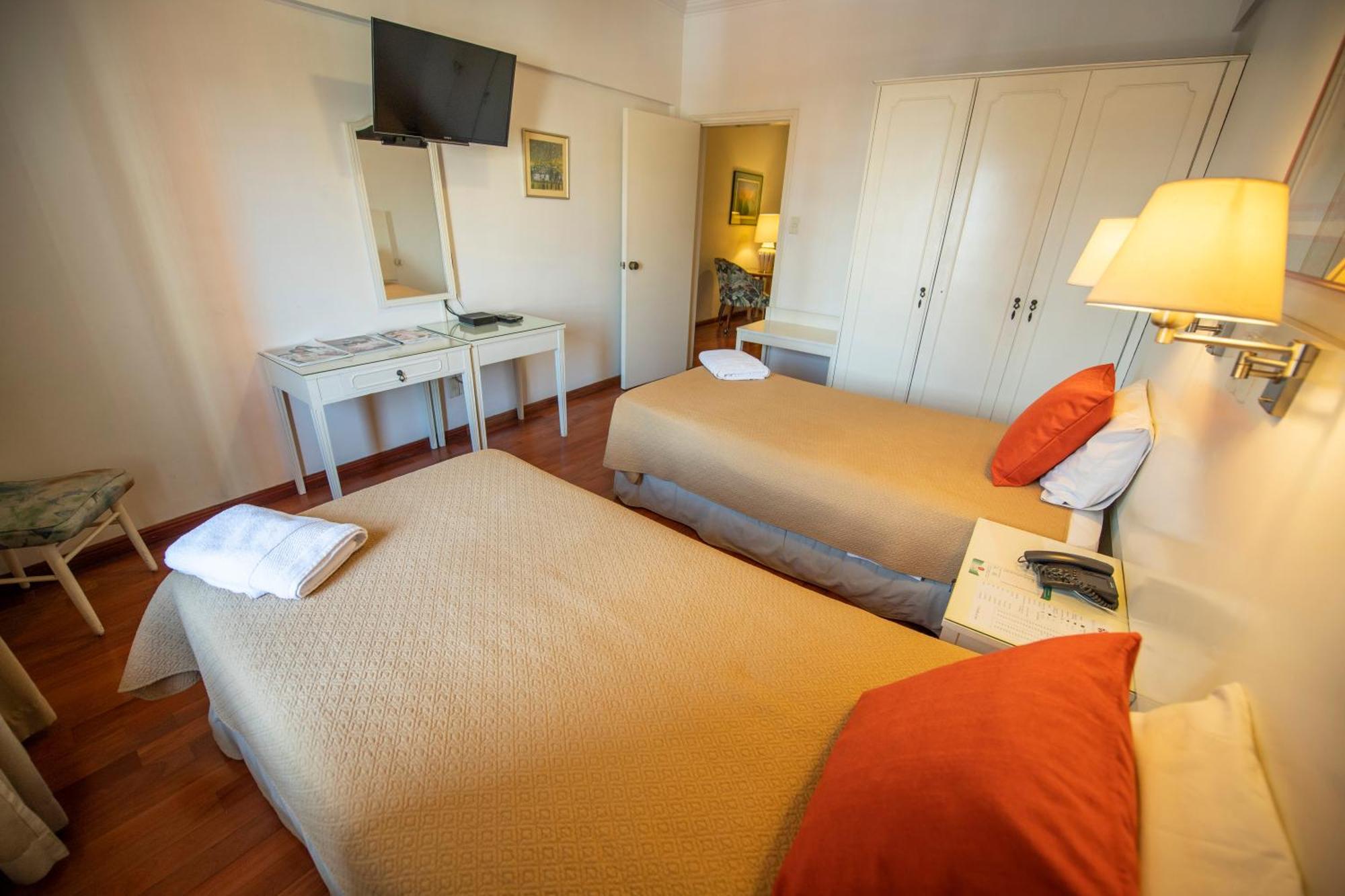 Hotel Cecilia 亚松森 客房 照片